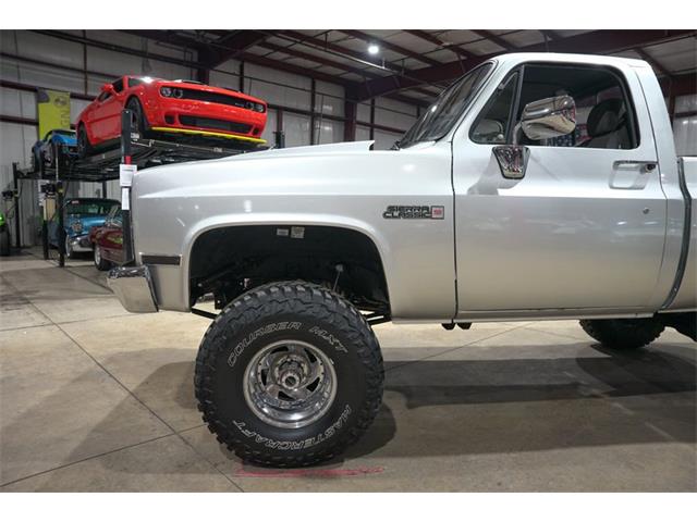 1987 GMC Sierra (CC-2090332) for sale in Kentwood, Michigan