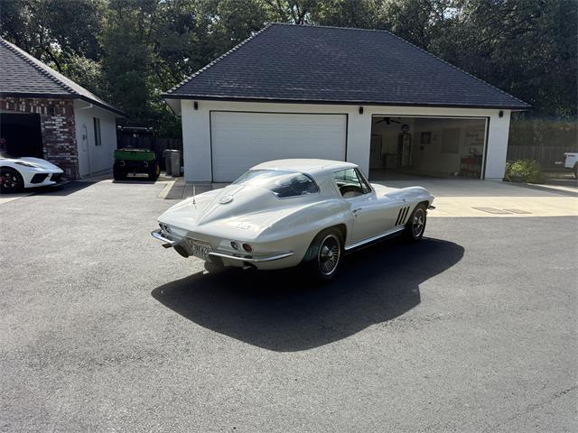 1966 Chevrolet Corvette (CC-2093397) for sale in Redding , California