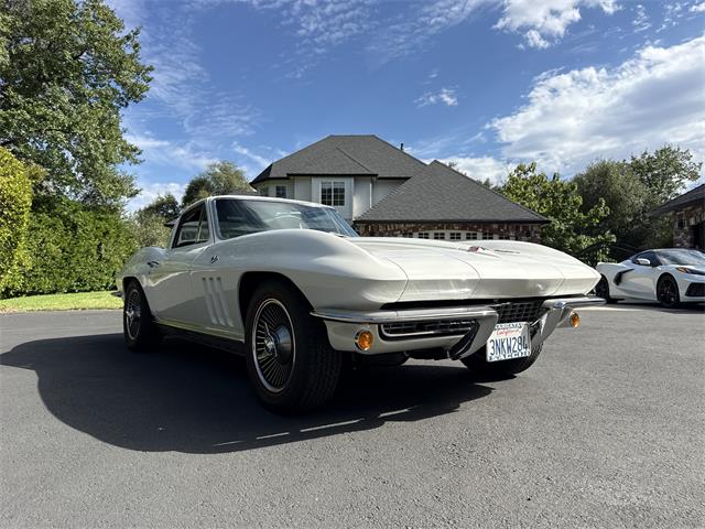 1966 Chevrolet Corvette (CC-2093397) for sale in Redding , California