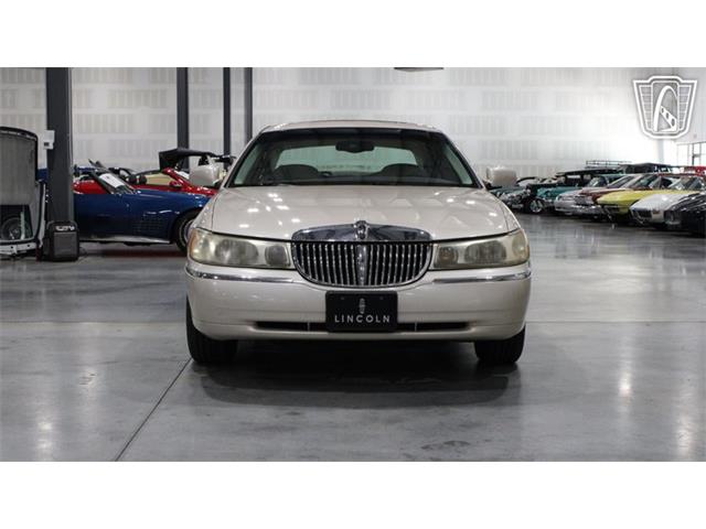 1999 Lincoln Town Car (CC-2093511) for sale in Runnemede, New Jersey