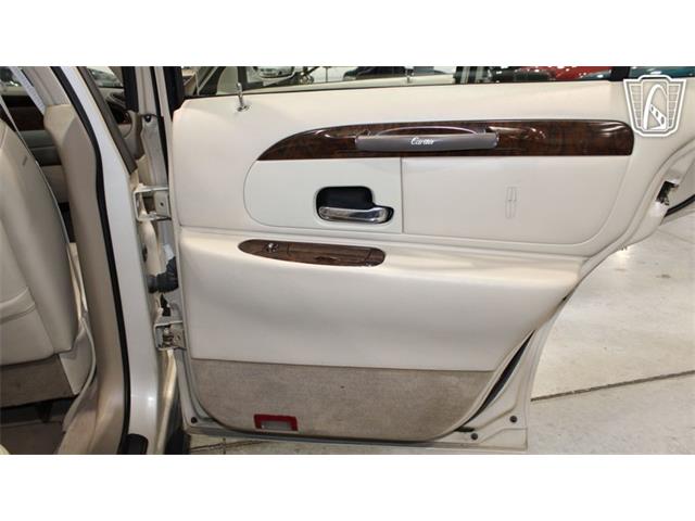 1999 Lincoln Town Car (CC-2093511) for sale in Runnemede, New Jersey
