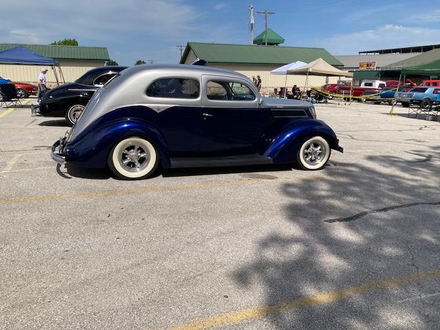 1937 Ford Custom Deluxe (CC-2093662) for sale in ALGONAC , Michigan