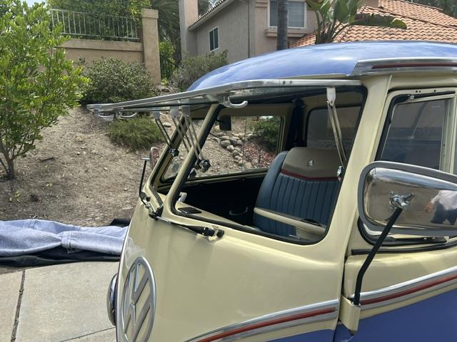 1975 Volkswagen Type 2 (CC-2093673) for sale in San Diego, California