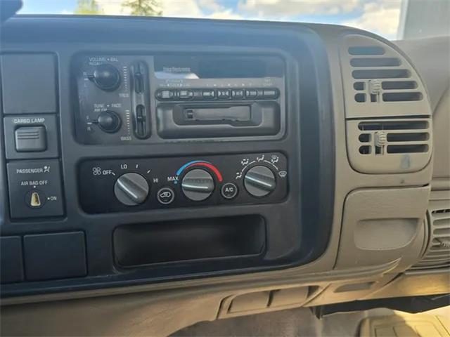 1998 Chevrolet Silverado 1500 (CC-2093956) for sale in Centerville, Indiana