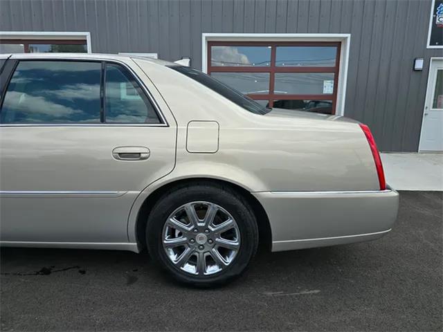 2009 Cadillac DTS (CC-2093965) for sale in Centerville, Indiana