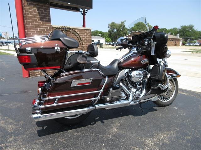 2011 Harley-Davidson FLHTCU (CC-2093978) for sale in Sterling, Illinois