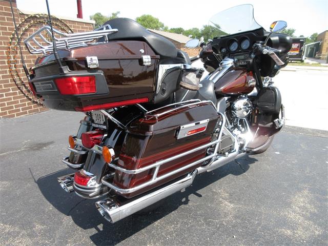 2011 Harley-Davidson FLHTCU (CC-2093978) for sale in Sterling, Illinois