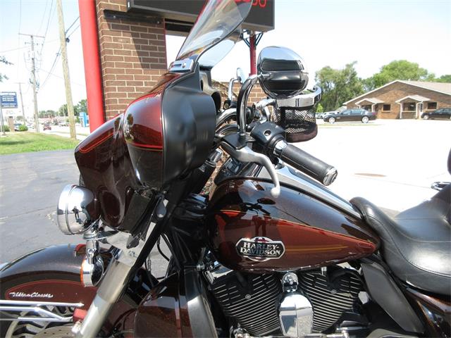 2011 Harley-Davidson FLHTCU (CC-2093978) for sale in Sterling, Illinois