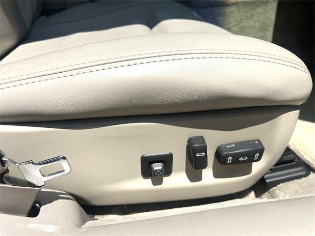 2002 Cadillac Eldorado (CC-2094064) for sale in Hingham, Massachusetts