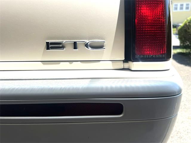 2002 Cadillac Eldorado (CC-2094064) for sale in Hingham, Massachusetts