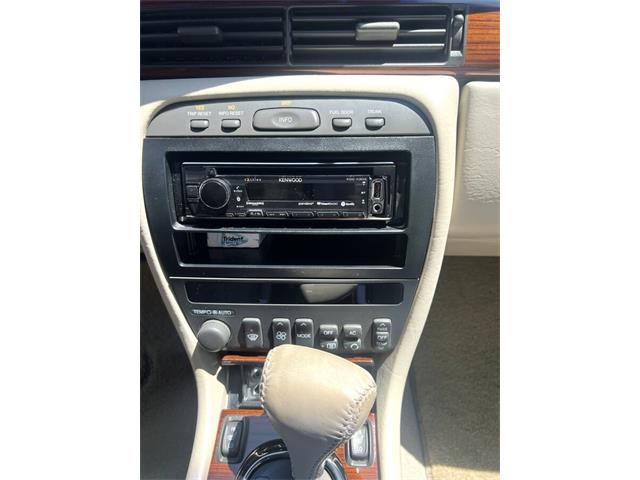 2002 Cadillac Eldorado (CC-2094064) for sale in Hingham, Massachusetts