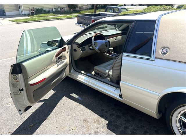2002 Cadillac Eldorado (CC-2094064) for sale in Hingham, Massachusetts