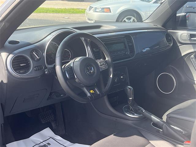 2015 Volkswagen Beetle Convertible (CC-2094252) for sale in Sarasota, Florida