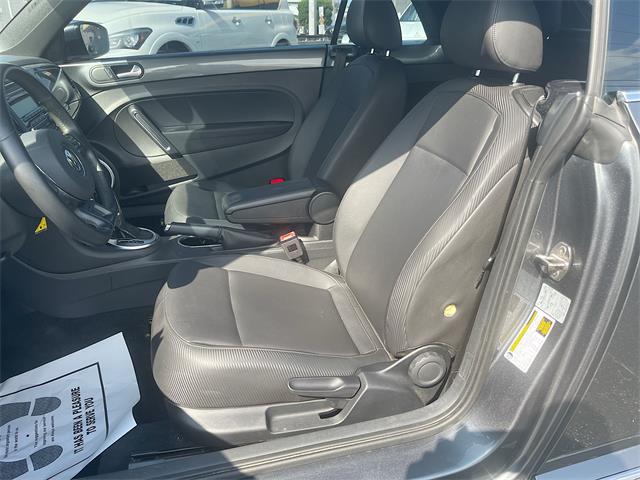 2015 Volkswagen Beetle Convertible (CC-2094252) for sale in Sarasota, Florida