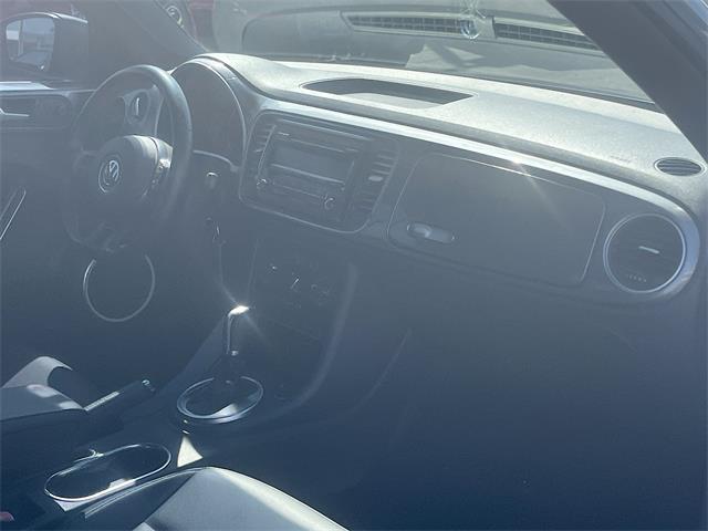 2015 Volkswagen Beetle Convertible (CC-2094252) for sale in Sarasota, Florida