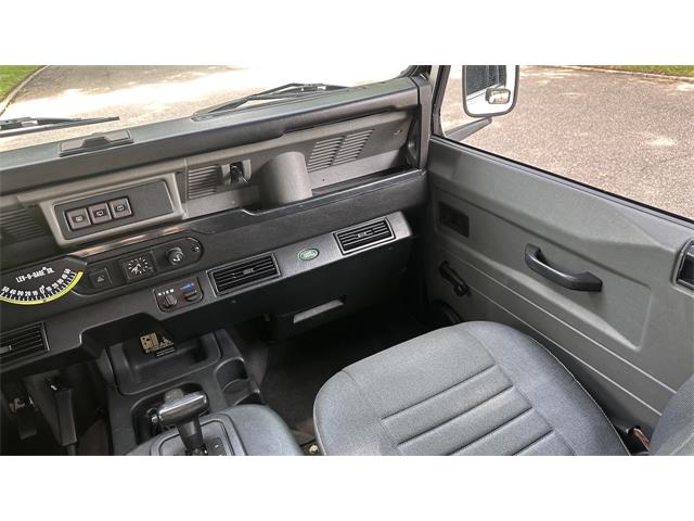 1997 Land Rover Defender 90 (CC-2094293) for sale in Southampton, New York