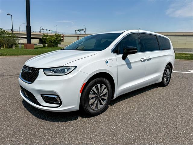 2024 Chrysler Pacifica (CC-2090436) for sale in Ramsey, Minnesota
