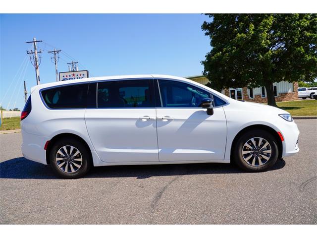 2024 Chrysler Pacifica (CC-2090436) for sale in Ramsey, Minnesota