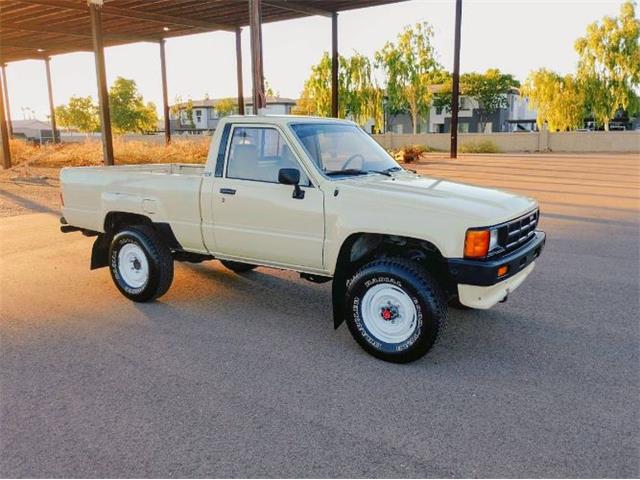1986 Toyota Pickup (CC-2094465) for sale in Cadillac, Michigan