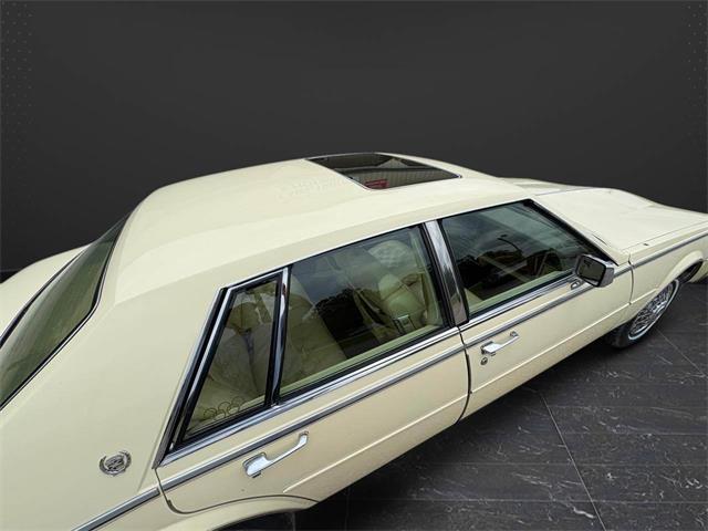 1984 Cadillac Seville (CC-2094592) for sale in Nashville, Illinois