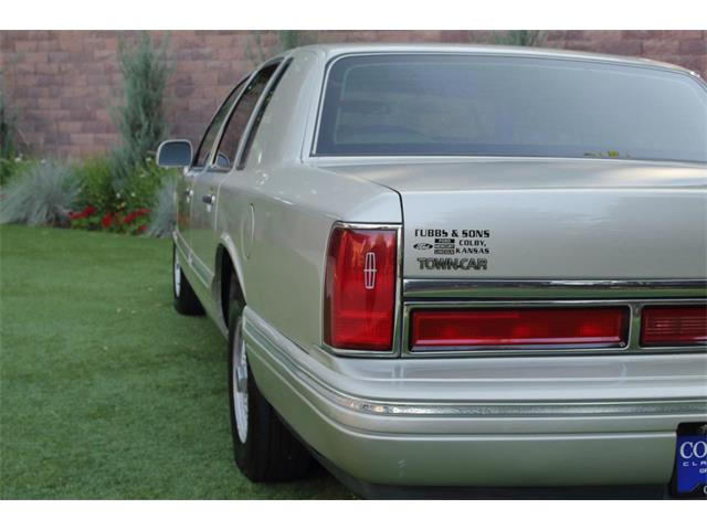 1997 Lincoln Town Car (CC-2094656) for sale in Greeley, Colorado