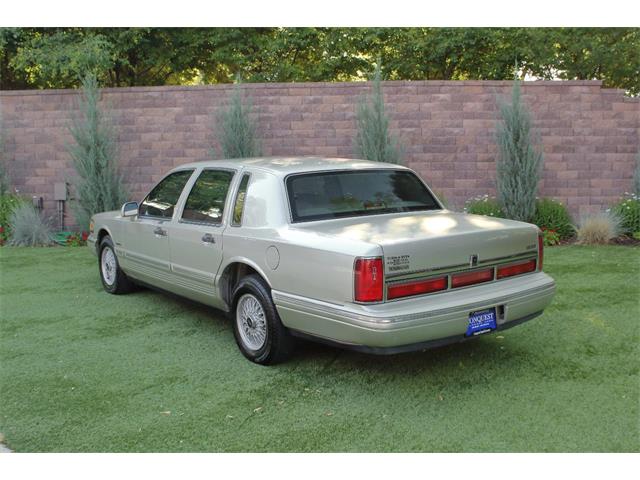 1997 Lincoln Town Car (CC-2094656) for sale in Greeley, Colorado