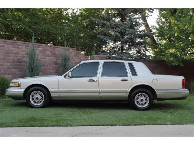1997 Lincoln Town Car (CC-2094656) for sale in Greeley, Colorado