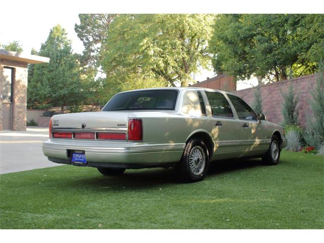 1997 Lincoln Town Car (CC-2094656) for sale in Greeley, Colorado