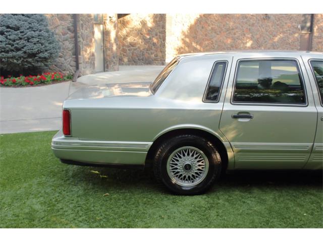 1997 Lincoln Town Car (CC-2094656) for sale in Greeley, Colorado
