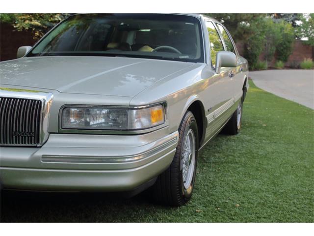 1997 Lincoln Town Car (CC-2094656) for sale in Greeley, Colorado