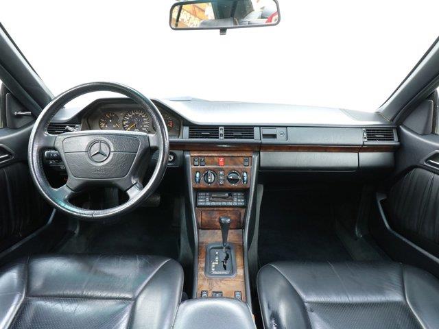 1992 Mercedes-Benz 300CE (CC-2094723) for sale in Christiansburg, Virginia