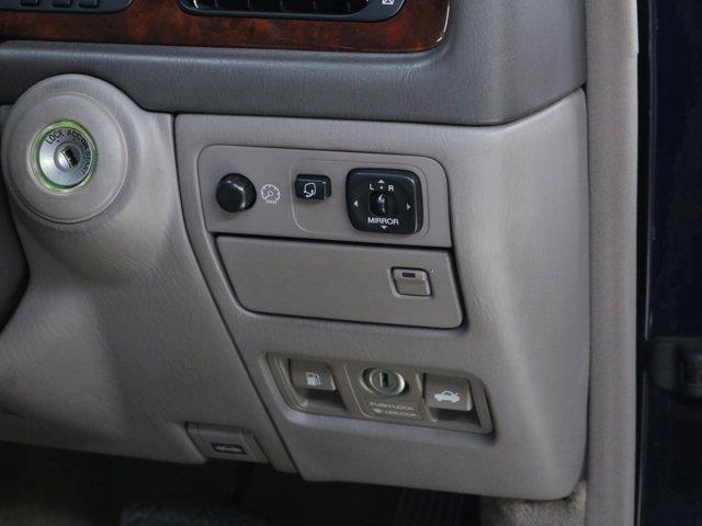1997 Toyota Century (CC-2094763) for sale in Christiansburg, Virginia
