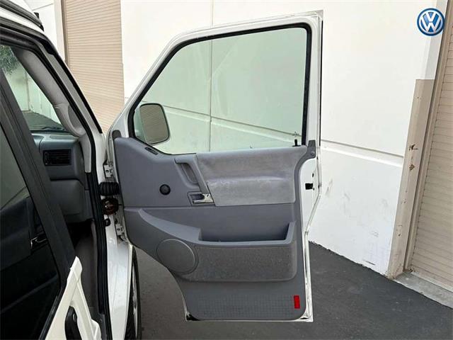 2002 Volkswagen Eurovan (CC-2090492) for sale in Palm Desert , California
