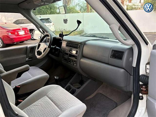 2002 Volkswagen Eurovan (CC-2090492) for sale in Palm Desert , California