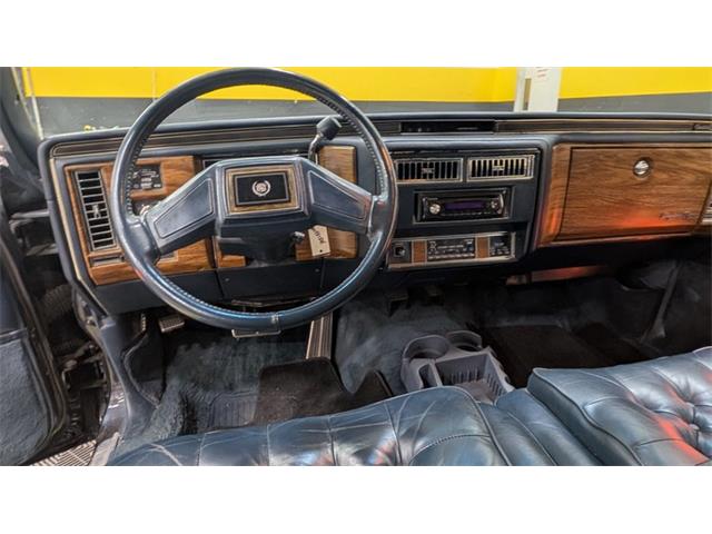 1985 Cadillac Fleetwood Brougham (CC-2095069) for sale in Mankato, Minnesota