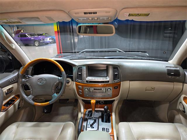 2004 Lexus LX (CC-2095081) for sale in Addison, Illinois
