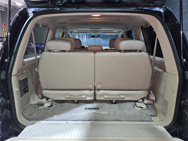 2004 Lexus LX (CC-2095081) for sale in Addison, Illinois