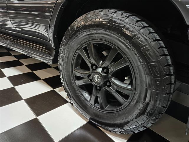 2004 Lexus LX (CC-2095081) for sale in Addison, Illinois