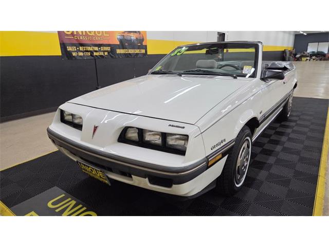 1985 Pontiac Sunbird (CC-2095084) for sale in Mankato, Minnesota
