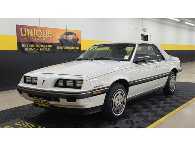 1985 Pontiac Sunbird (CC-2095084) for sale in Mankato, Minnesota