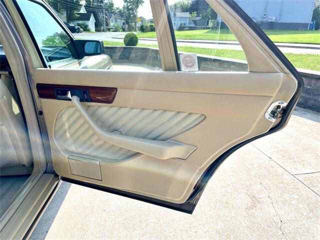 1991 Mercedes-Benz 350 (CC-2095224) for sale in Hilton, New York
