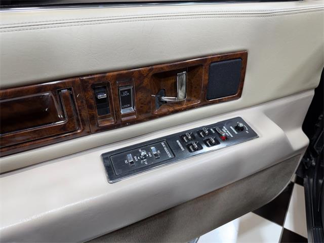 1995 Cadillac Fleetwood (CC-2090053) for sale in Addison, Illinois