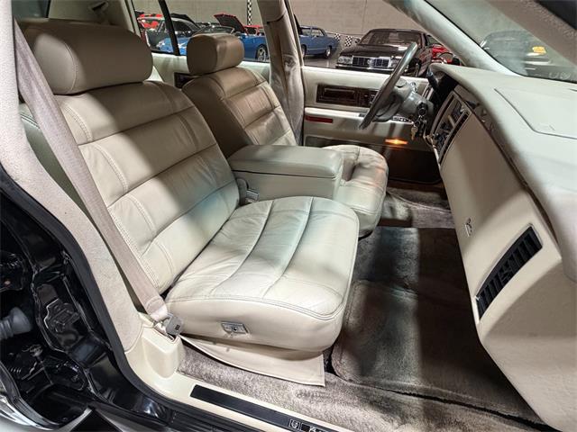1995 Cadillac Fleetwood (CC-2090053) for sale in Addison, Illinois