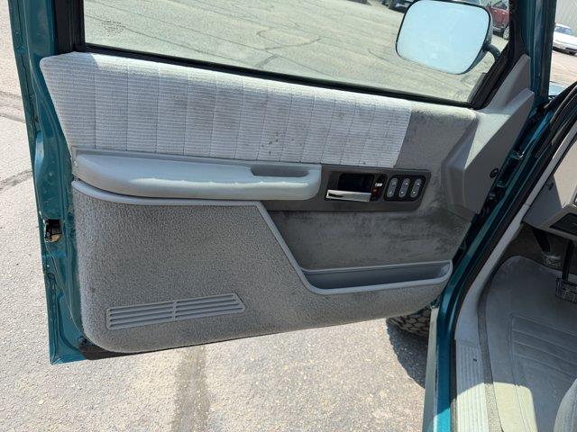 1993 Chevrolet C/K 1500 (CC-2090547) for sale in Webster, South Dakota