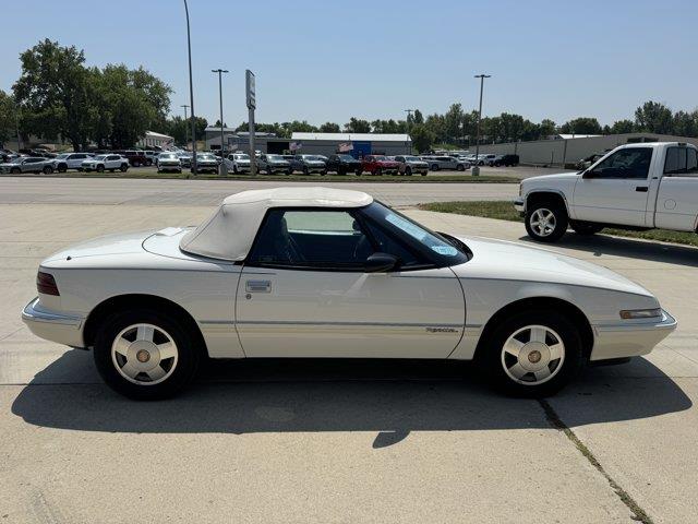 1990 Buick Reatta (CC-2090548) for sale in Webster, South Dakota