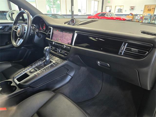 2021 Porsche Macan (CC-2090551) for sale in Bend, Oregon