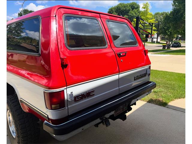 1990 GMC Suburban (CC-2090571) for sale in Sioux Falls, South Dakota