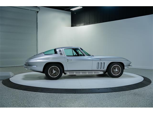 1965 Chevrolet Corvette (CC-2095811) for sale in Madisonville, Texas