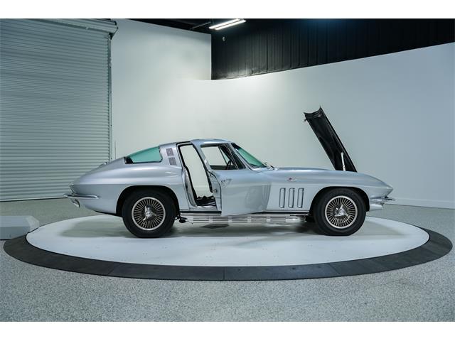 1965 Chevrolet Corvette (CC-2095811) for sale in Madisonville, Texas