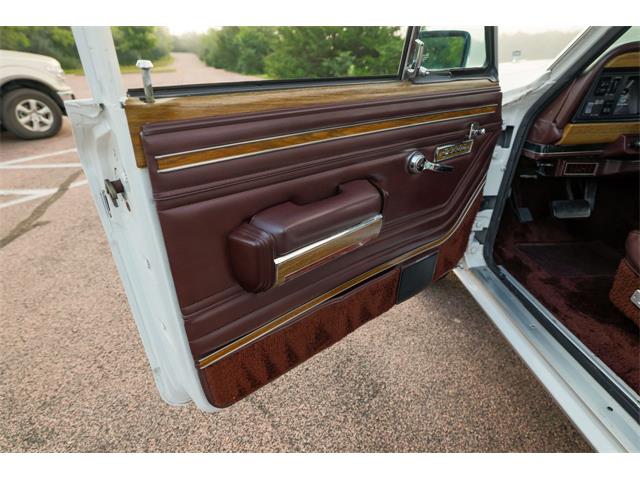 1989 Jeep Grand Wagoneer (CC-2090587) for sale in Sioux Falls, South Dakota
